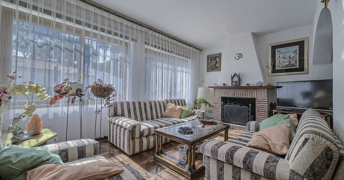 Vrijstaande Villa in Elviria, Elviria, 9/12