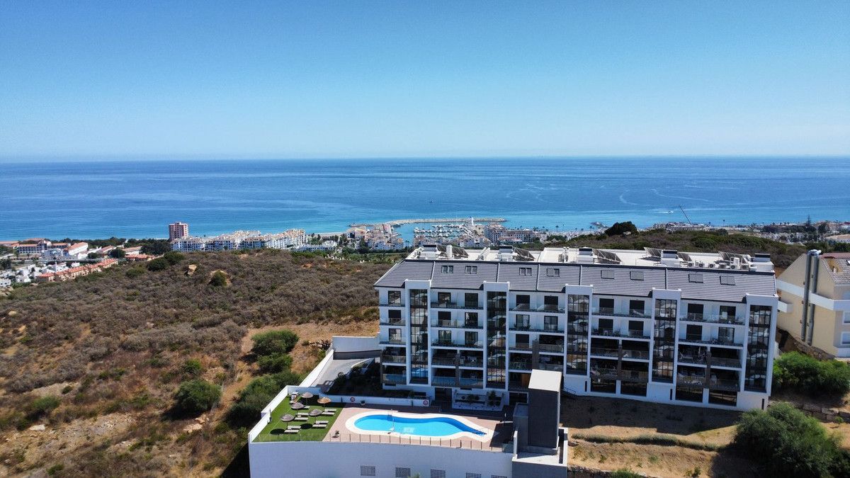 Апартаменты на среднем этаже в La Duquesa, La Duquesa, 1/12