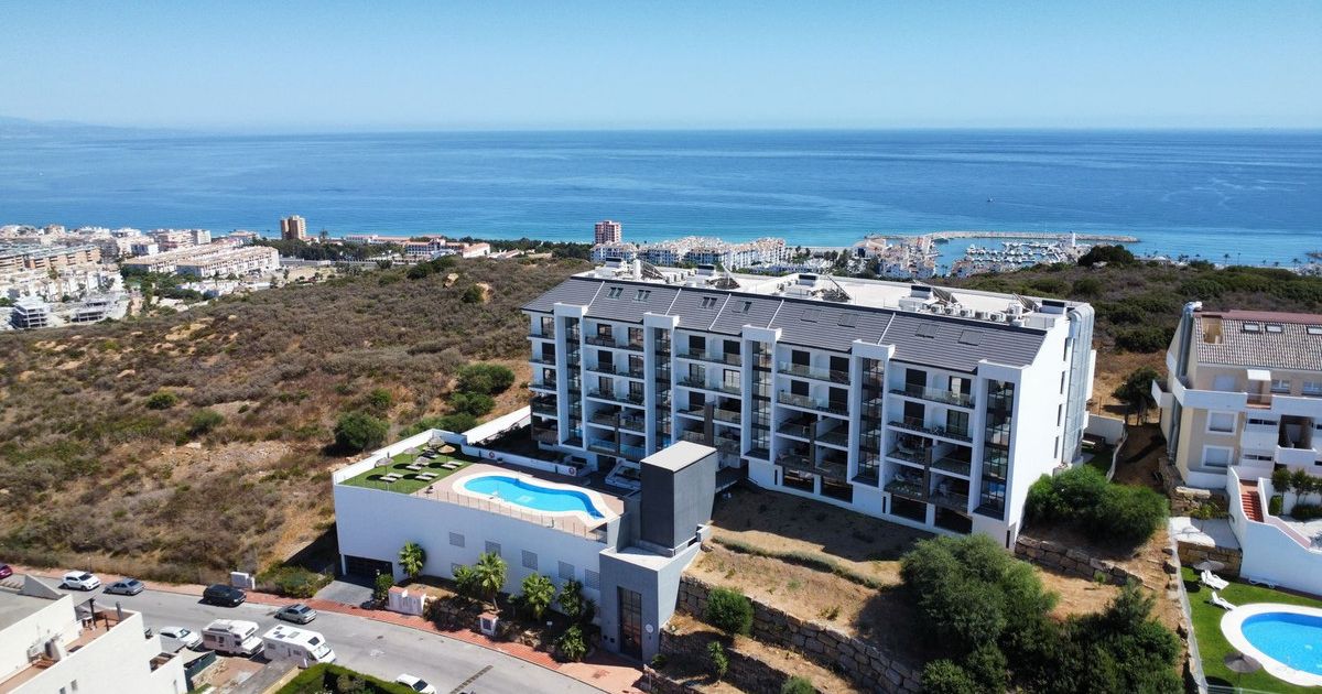 Апартаменты на среднем этаже в La Duquesa, La Duquesa, 2/12