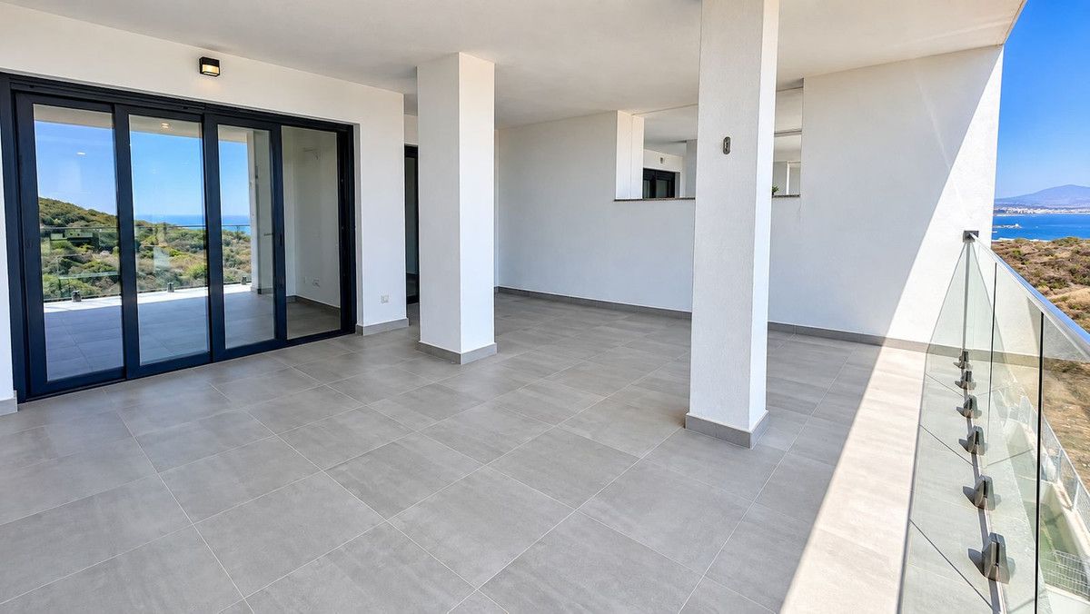Апартаменты на среднем этаже в La Duquesa, La Duquesa, 6/12