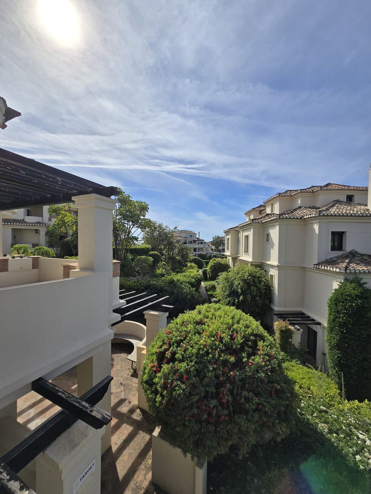 Middle Floor Apartment in Benahavís, Benahavís, 3/12