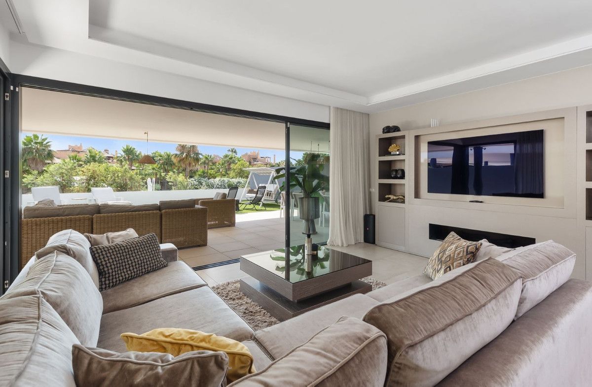 Apartament na parterze w Estepona, Estepona, 3/12