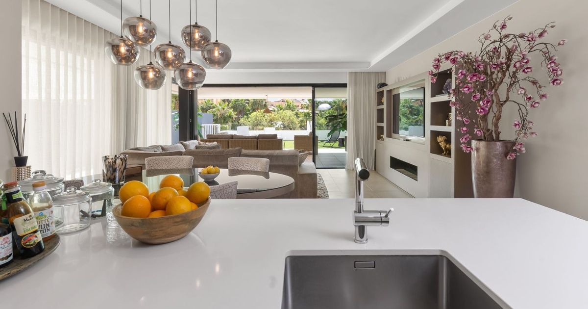 Apartament na parterze w Estepona, Estepona, 4/12