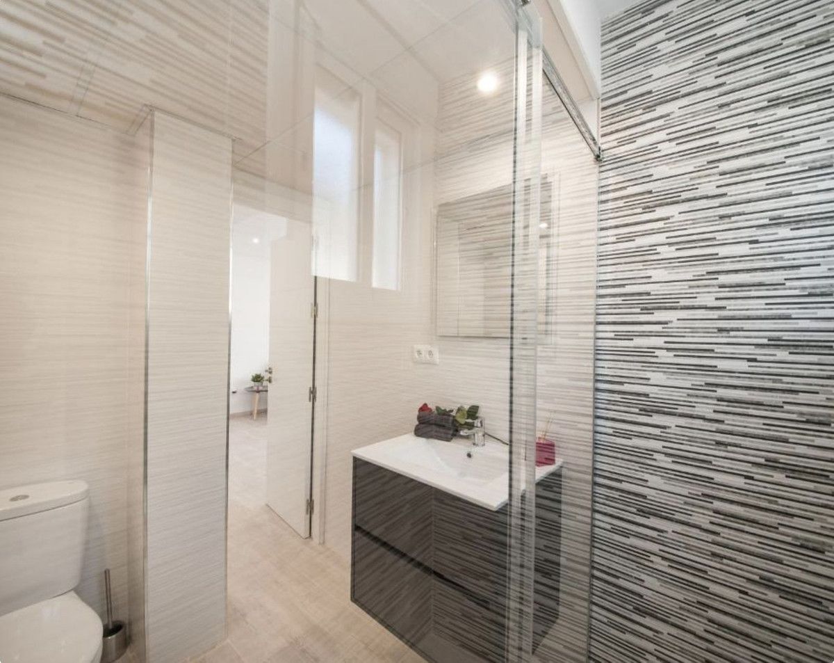 Appartement à étage moyen à Fuengirola, Fuengirola, 11/12