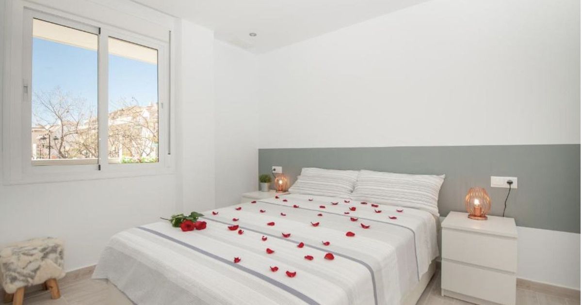 Middle Floor Apartment in Fuengirola, Fuengirola, 7/12