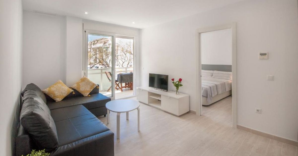 Middle Floor Apartment in Fuengirola, Fuengirola, 8/12