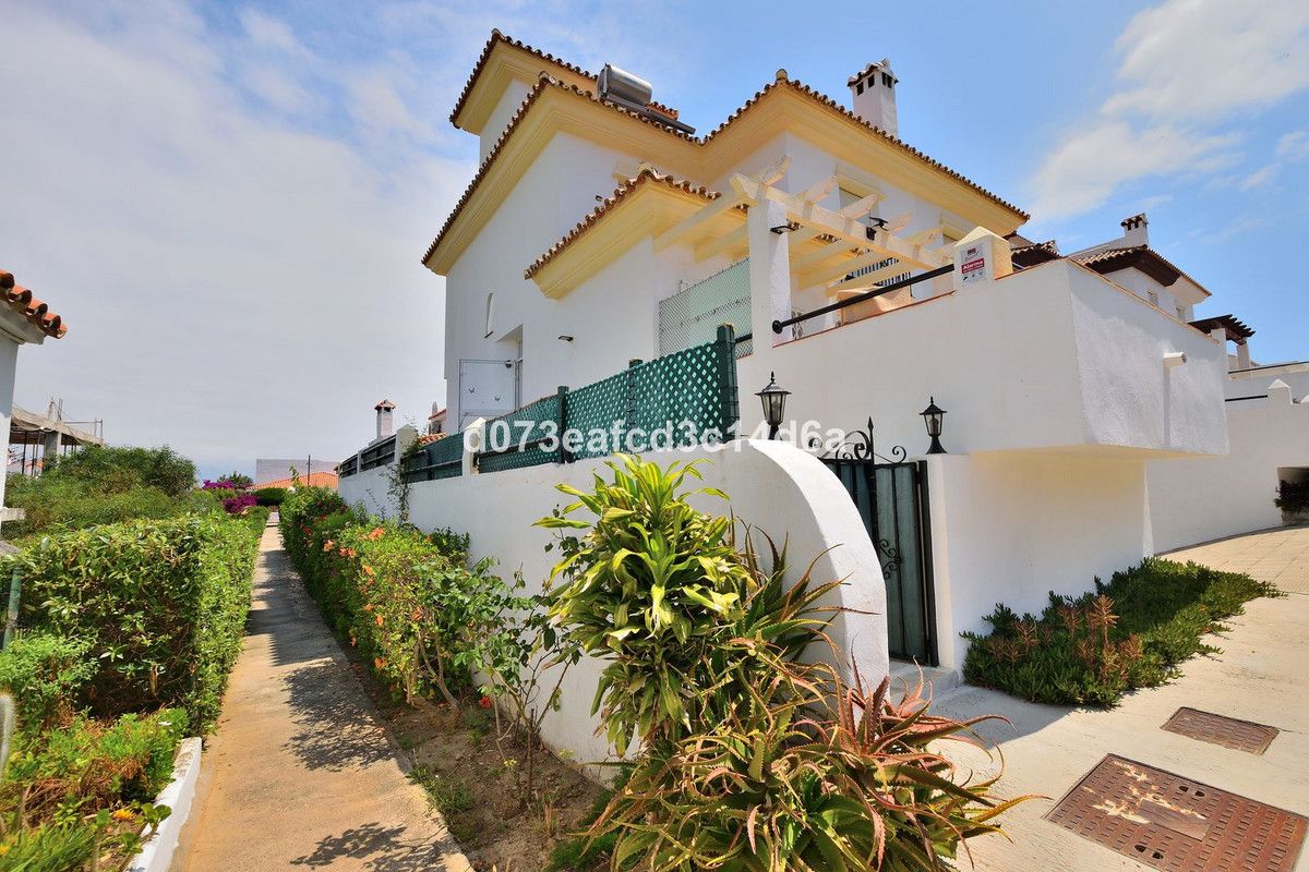 Semi-Detached House in San Luis de Sabinillas, San Luis de Sabinillas, 1/12