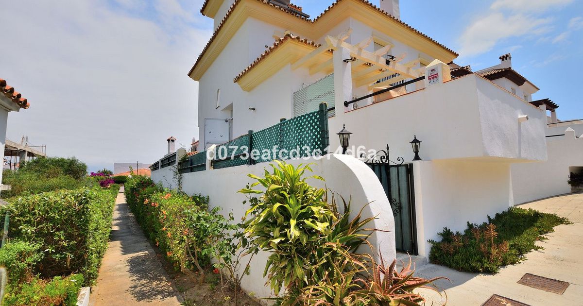 Semi-Detached House in San Luis de Sabinillas, San Luis de Sabinillas, 1/12