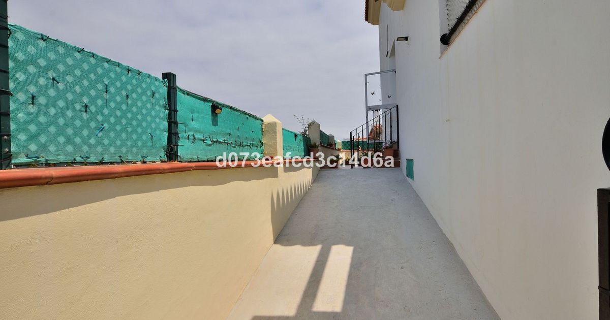 Semi-Detached House in San Luis de Sabinillas, San Luis de Sabinillas, 2/12