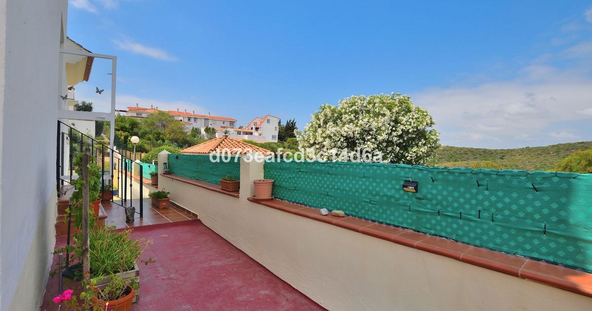 Semi-Detached House in San Luis de Sabinillas, San Luis de Sabinillas, 4/12