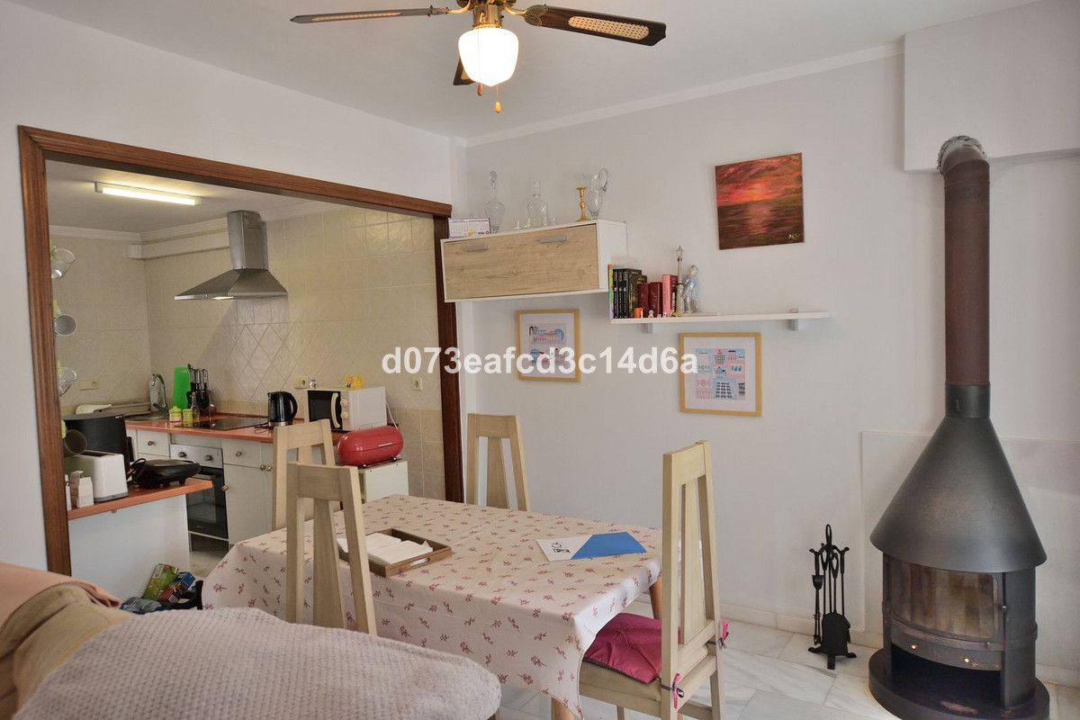 Semi-Detached House in San Luis de Sabinillas, San Luis de Sabinillas, 9/12
