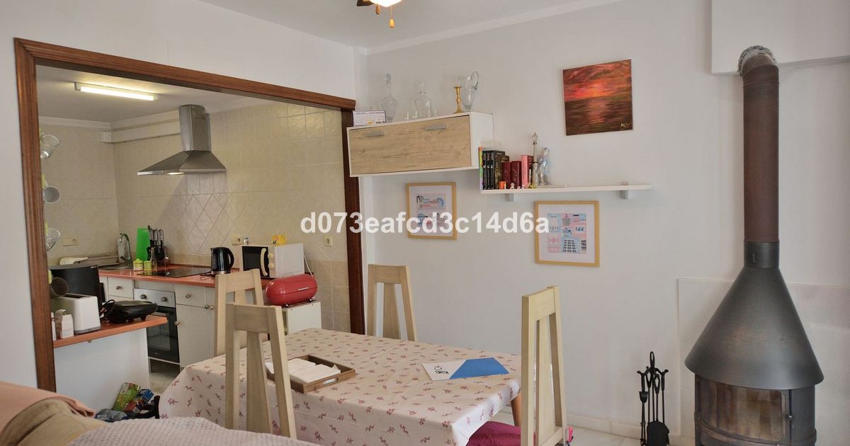 Semi-Detached House in San Luis de Sabinillas, San Luis de Sabinillas, 9/12