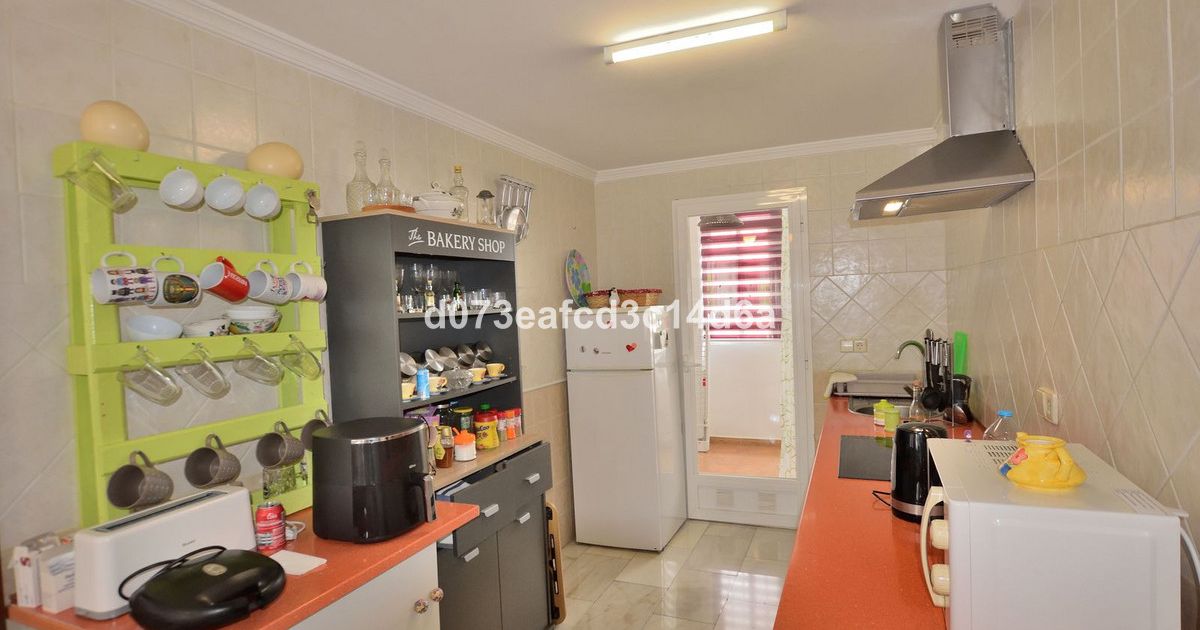 Semi-Detached House in San Luis de Sabinillas, San Luis de Sabinillas, 10/12