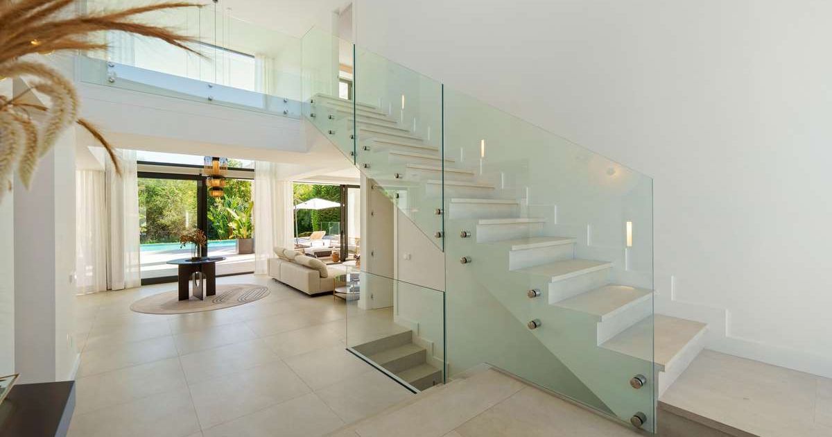 Villa in Marbella, Marbella, 2/12