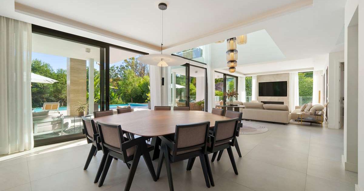 Villa in Marbella, Marbella, 6/12