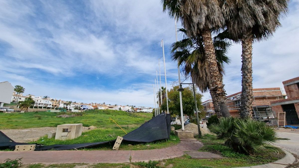 Residential Plot in Estepona, Estepona, 9/11