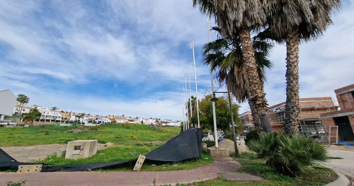Residential Plot in Estepona, Estepona, 9/11