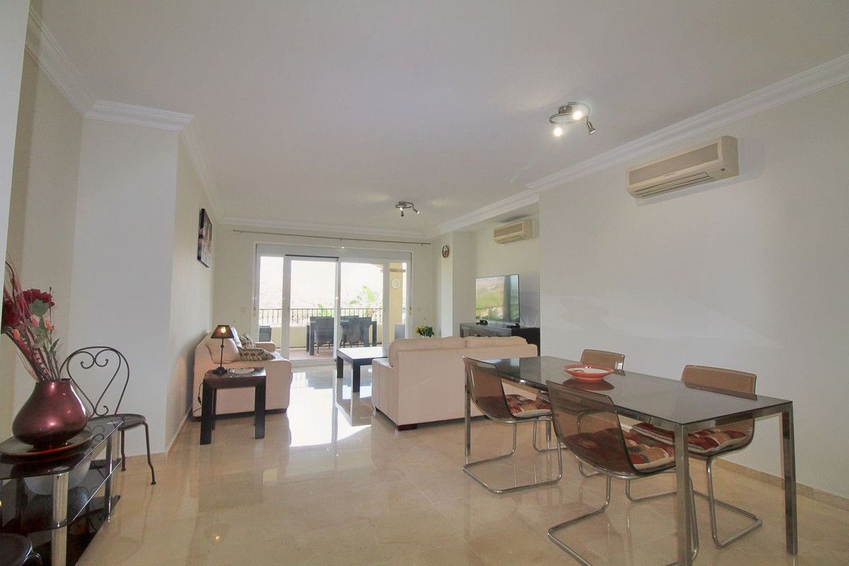 Ground Floor Apartment in La Cala Hills, La Cala Hills, 8/12