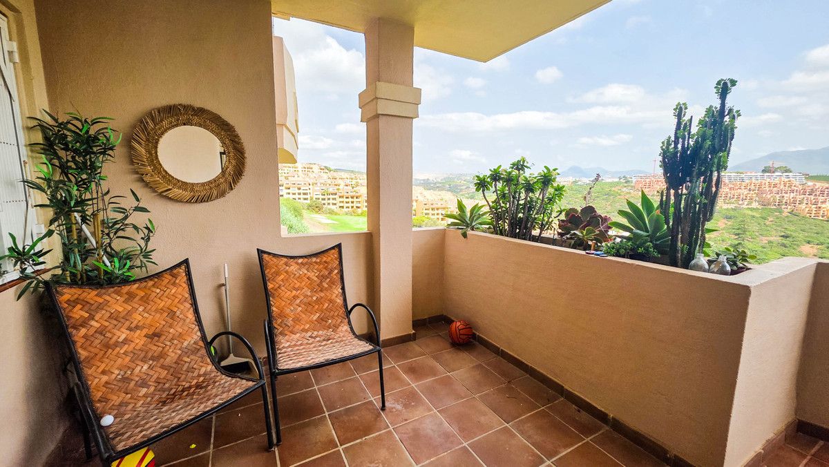 Ground Floor Apartment in La Duquesa, La Duquesa, 1/12