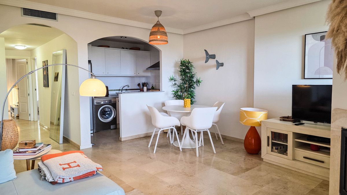 Ground Floor Apartment in La Duquesa, La Duquesa, 5/12