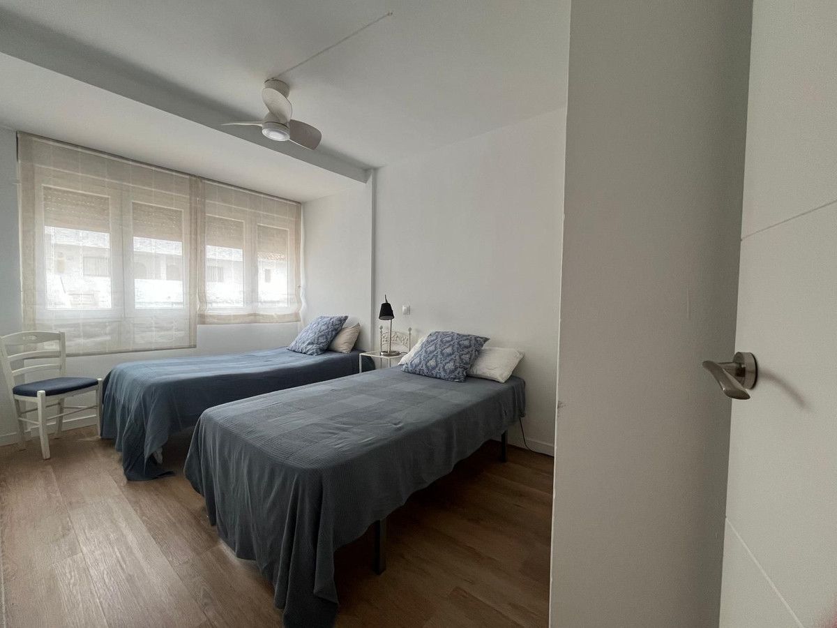 Erdgeschosswohnung in Estepona, Estepona, 11/12