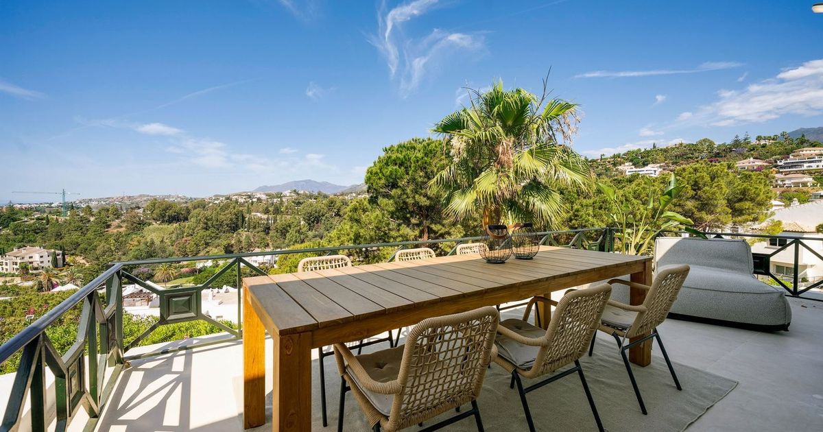 Apartment in der mittleren Etage in La Quinta, La Quinta, 12/12