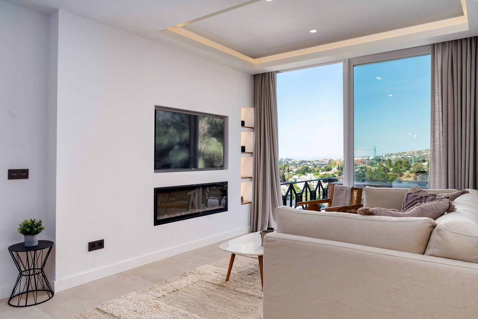 Apartment in der mittleren Etage in La Quinta, La Quinta, 3/12