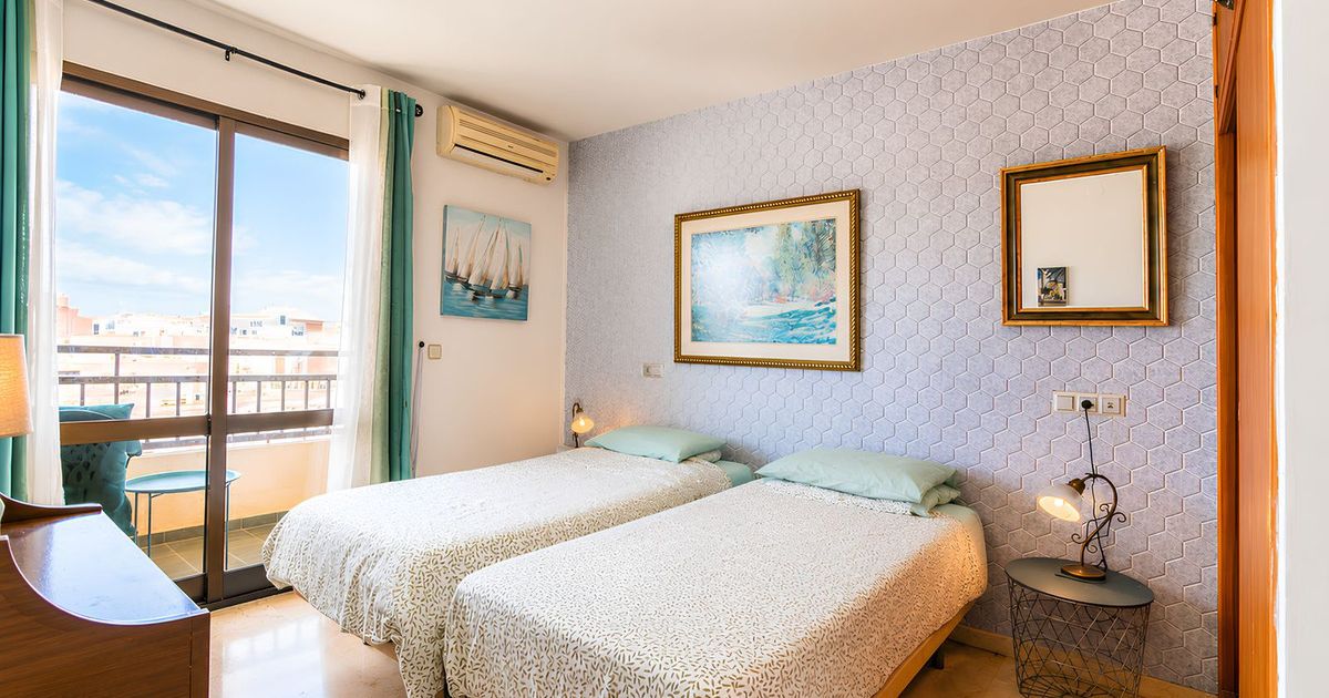 Квартира на среднем этаже в Fuengirola, Fuengirola, 11/12