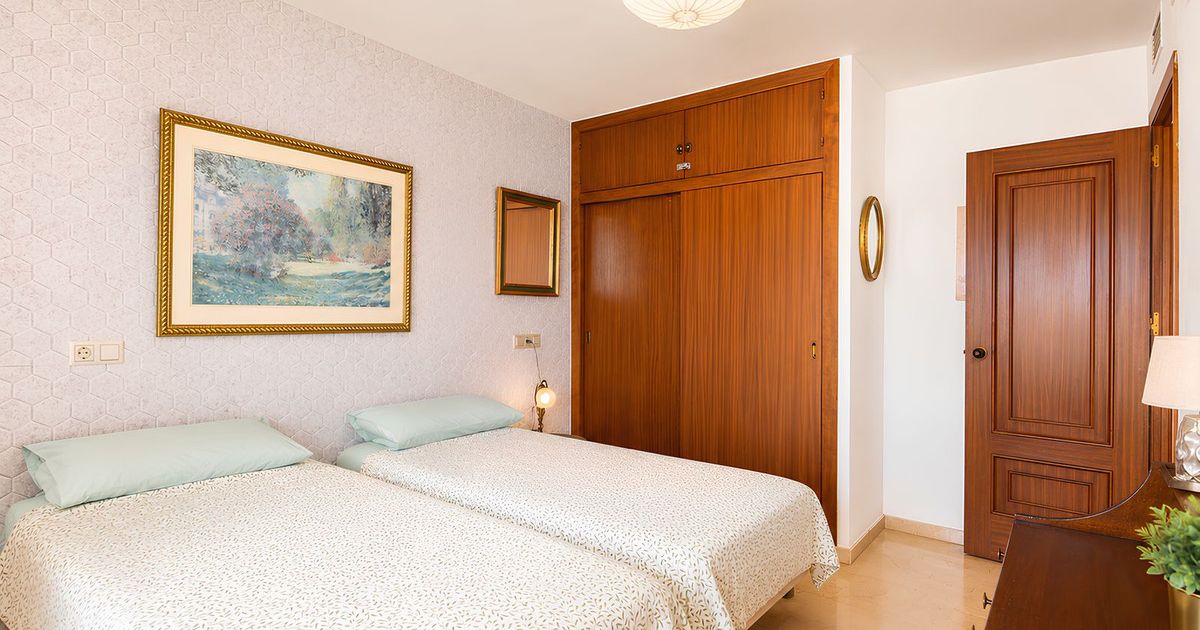 Квартира на среднем этаже в Fuengirola, Fuengirola, 12/12