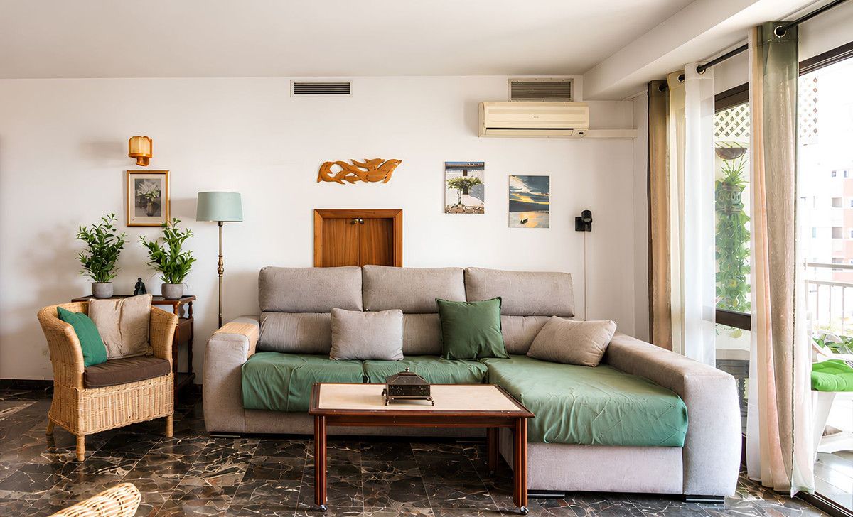 Квартира на среднем этаже в Fuengirola, Fuengirola, 9/12