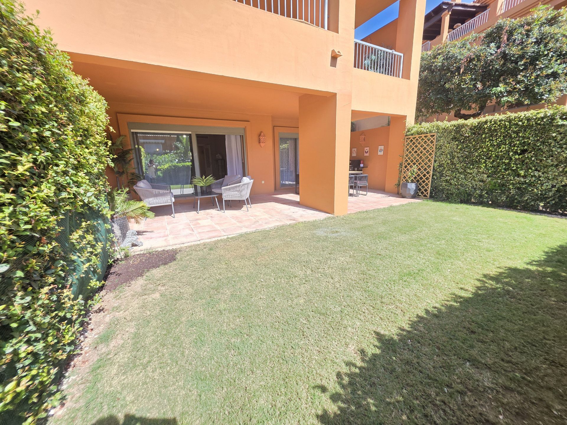 Gelijkvloers appartement in Estepona, Benatalaya, Estepona, 4/12