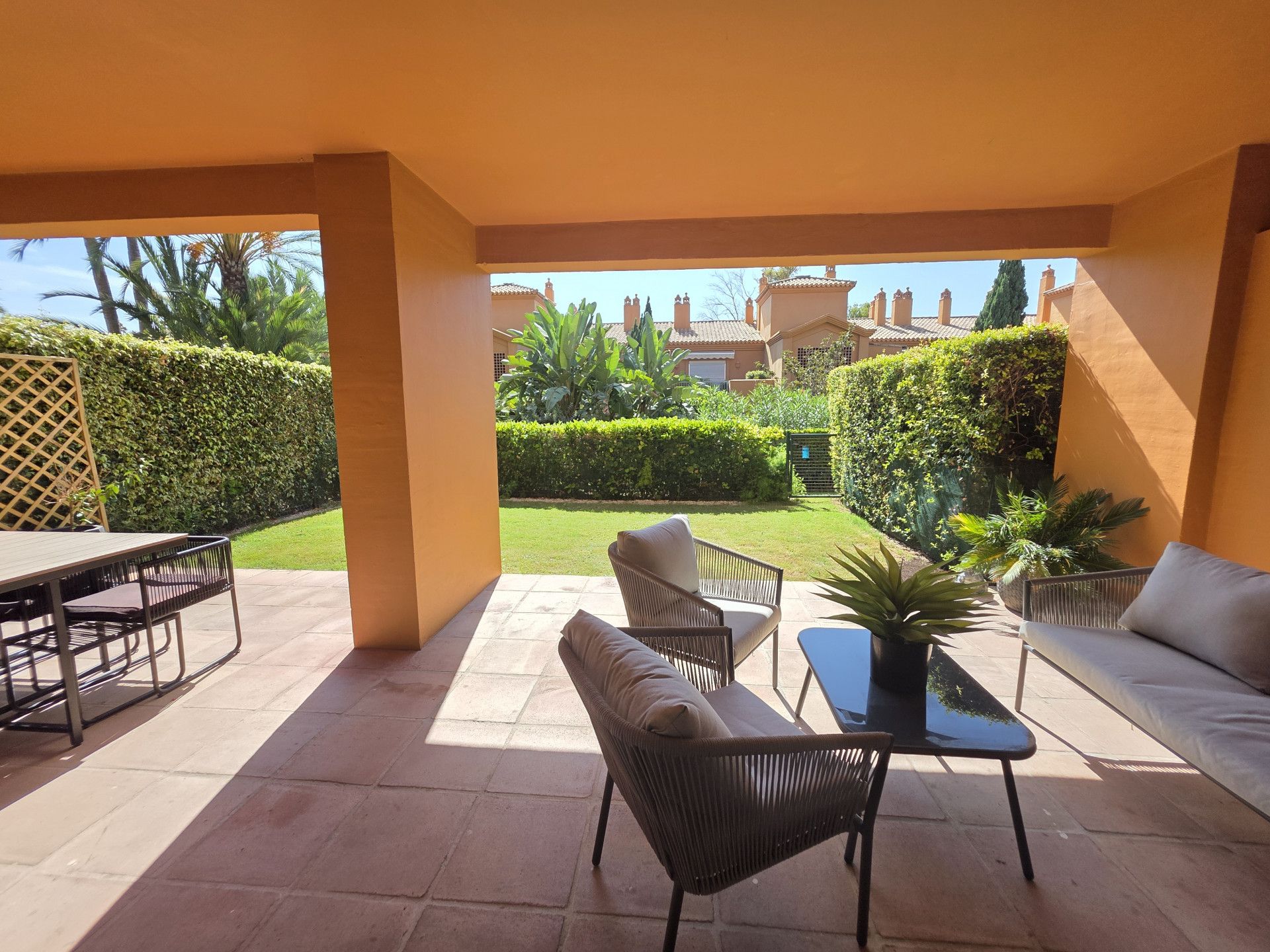 Gelijkvloers appartement in Estepona, Benatalaya, Estepona, 5/12