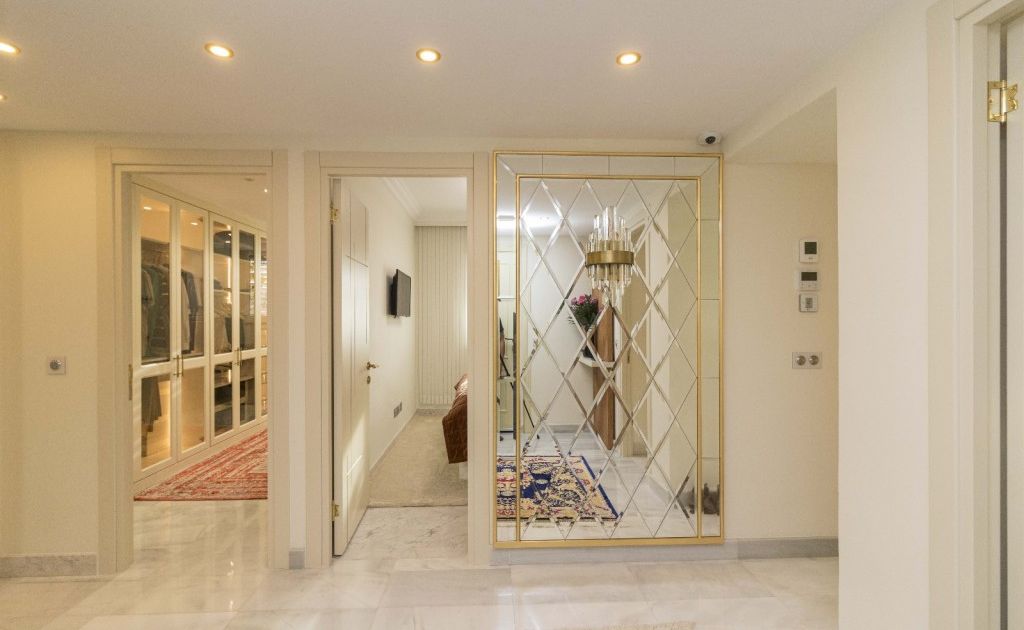 Apartamento en Planta Media en Puerto Banús, Puerto Banús, 4/12
