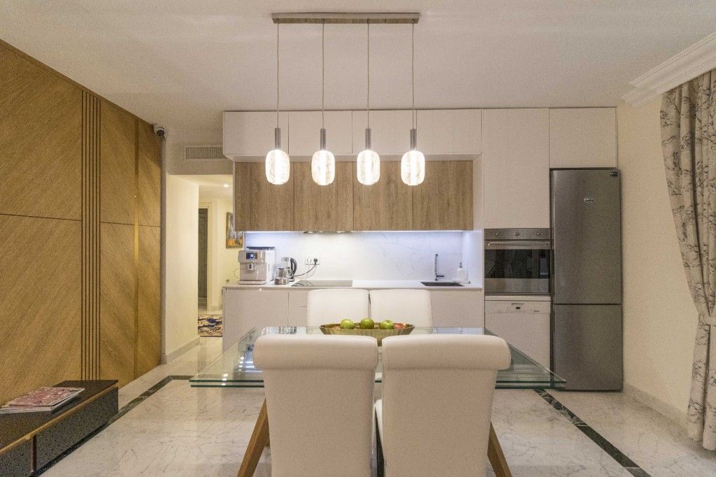 Apartamento en Planta Media en Puerto Banús, Puerto Banús, 10/12