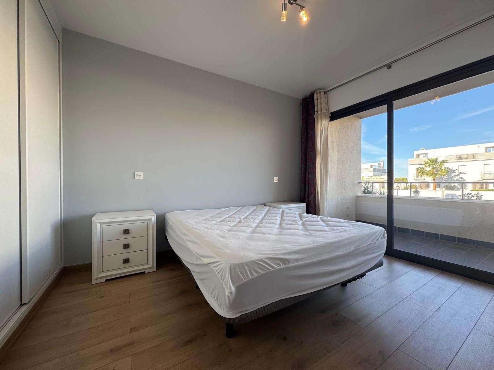 Апартаменты в Estepona, Atalaya, Estepona, 6/12