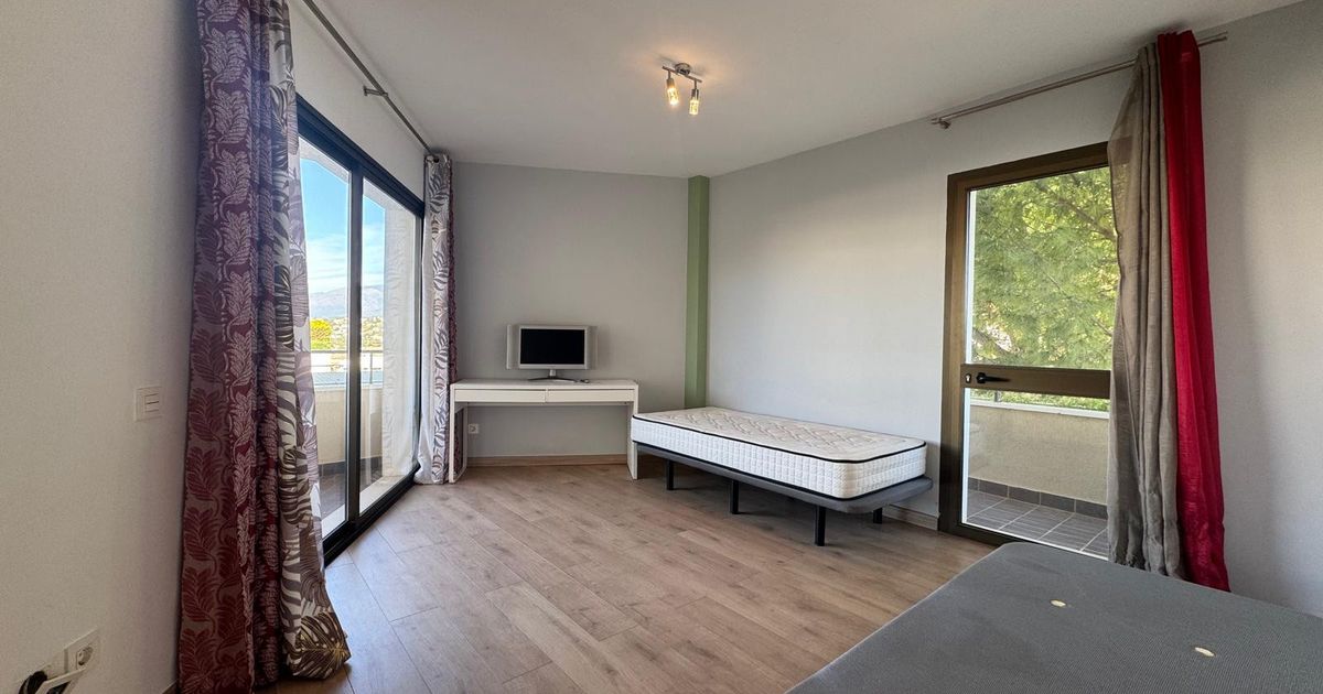 Апартаменты в Estepona, Atalaya, Estepona, 9/12