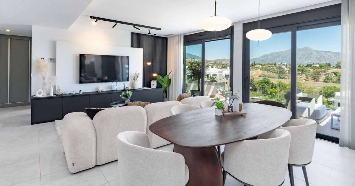 Penthouse in Estepona, Estepona, 1/12
