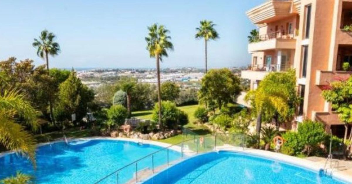 Appartement à l'étage intermédiaire à Marbella, Marbella, 2/12
