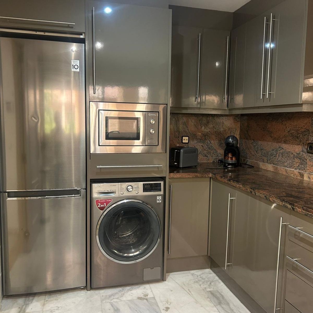 Appartement à l'étage intermédiaire à Marbella, Marbella, 11/12