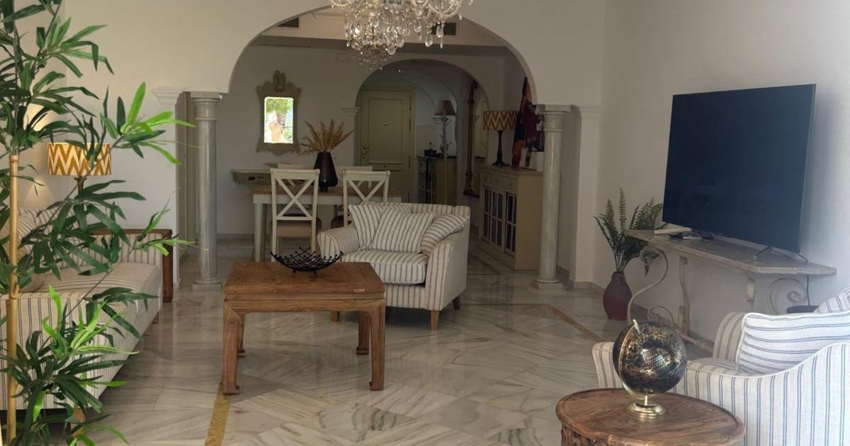 Appartement à l'étage intermédiaire à Marbella, Marbella, 9/12