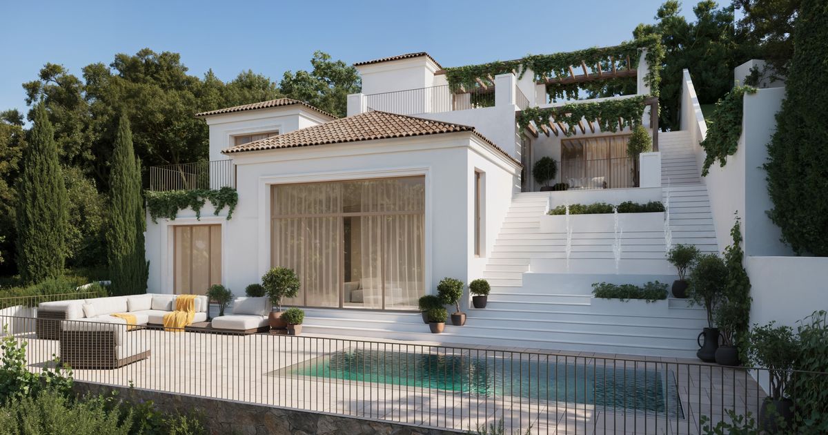 Вилла в Marbella East, Elviria, Marbella East, 1/12
