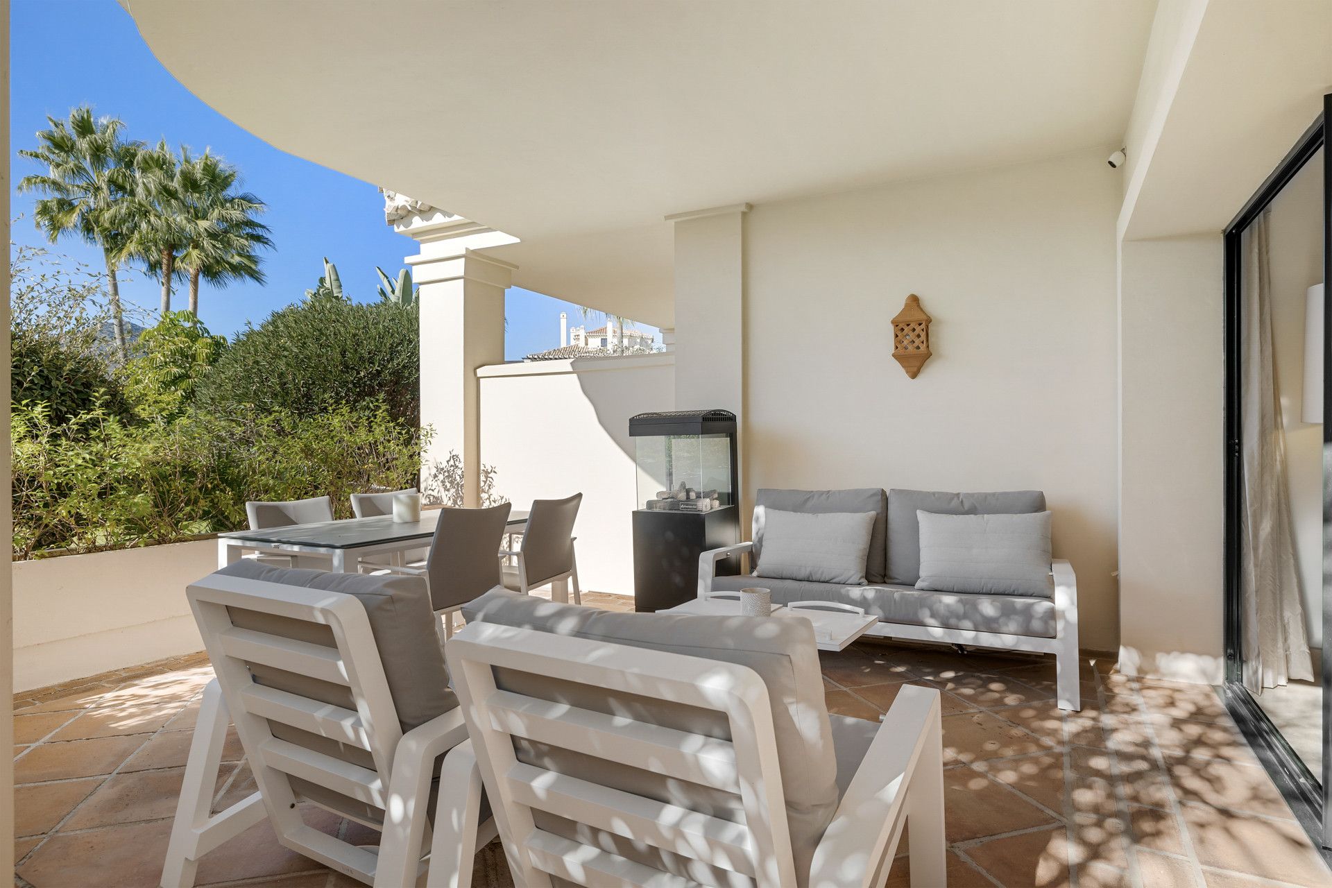 Apartamento en Planta Baja en Benahavís, Los Capanes del Golf, Benahavis, 7/12