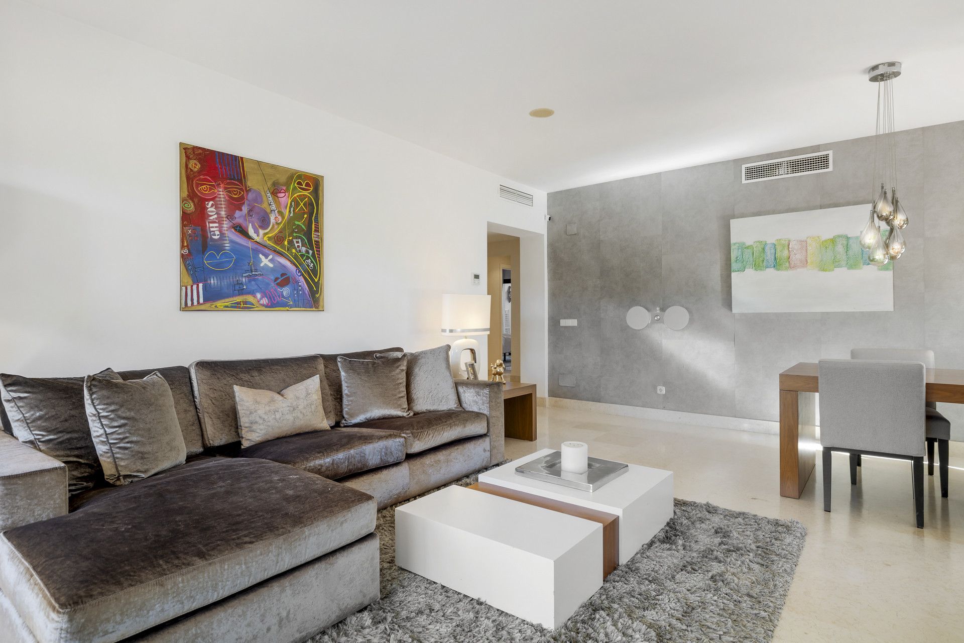 Apartamento en Planta Baja en Benahavís, Los Capanes del Golf, Benahavis, 10/12