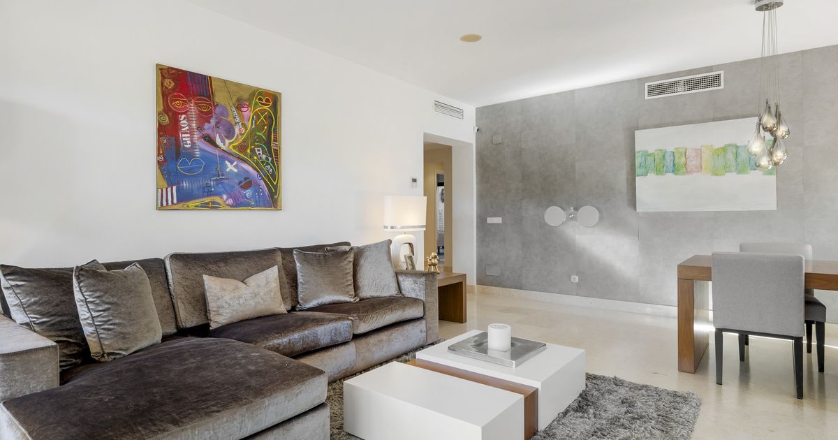 Apartamento en Planta Baja en Benahavís, Los Capanes del Golf, Benahavis, 10/12