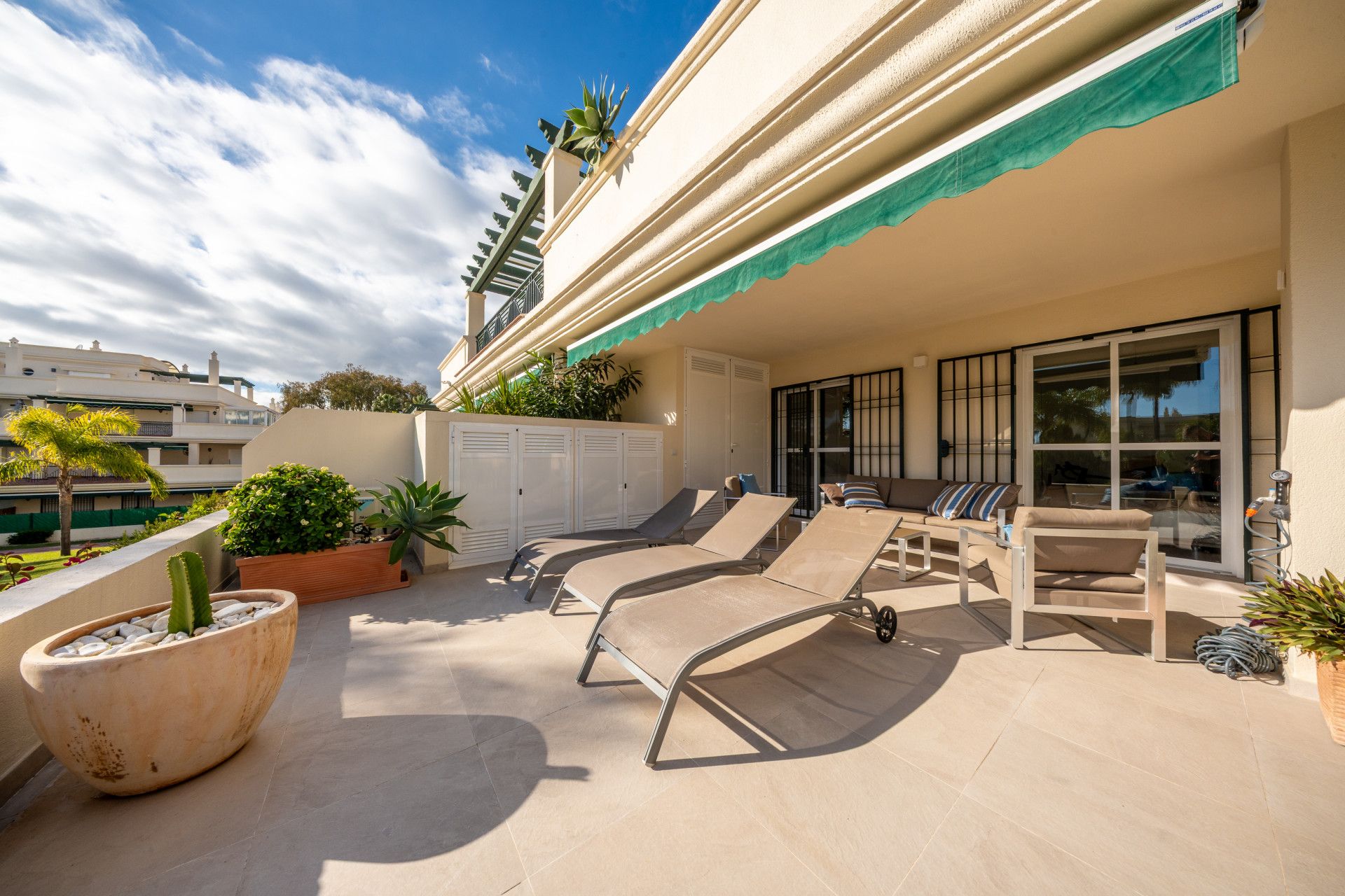 Apartamento en Planta Baja en Nueva Andalucia, Lorcrimar, Nueva Andalucia, 12/12
