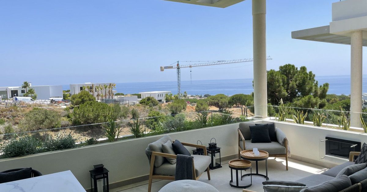 Halfvrijstaande woning in Cabopino, Cabopino, 5/12