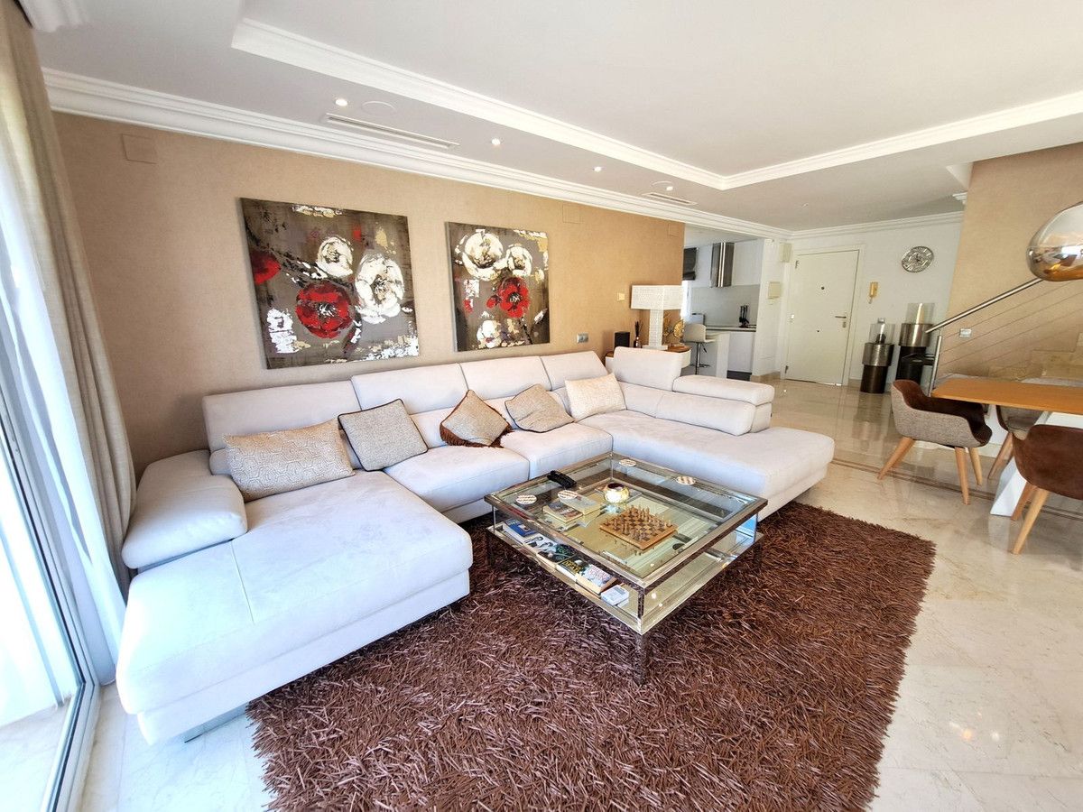 Penthouse Duplex in Nueva Andalucía, Nueva Andalucía, 2/12