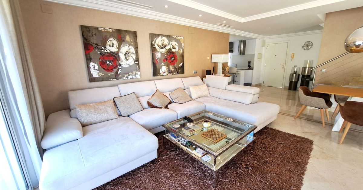 Penthouse Duplex in Nueva Andalucía, Nueva Andalucía, 2/12