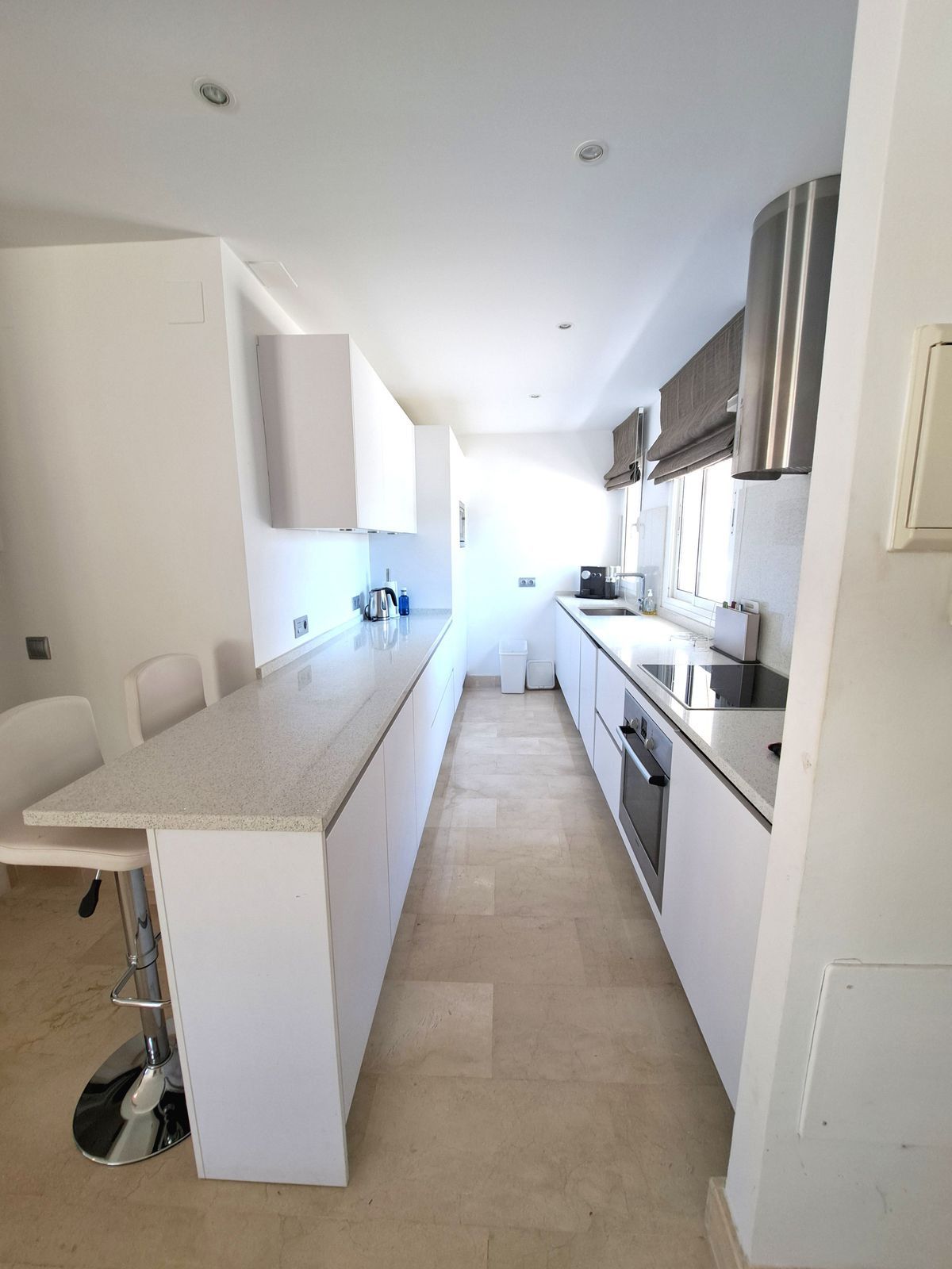 Penthouse Duplex in Nueva Andalucía, Nueva Andalucía, 6/12