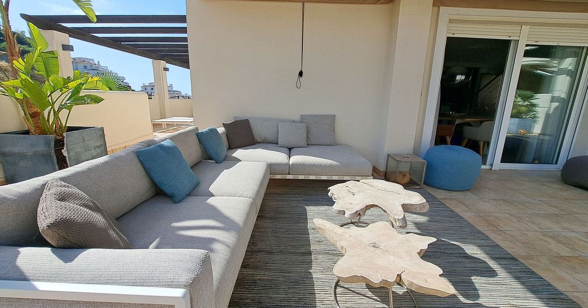 Penthouse Duplex in Nueva Andalucía, Nueva Andalucía, 7/12